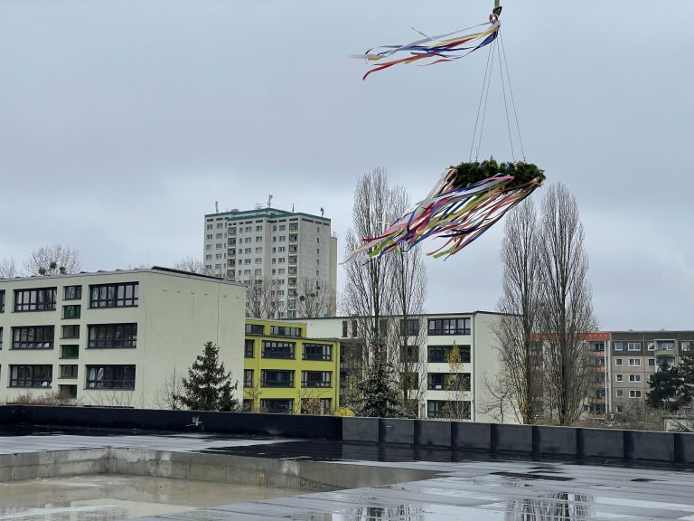 Deckenfest für das neue Sportforum Schlaatz